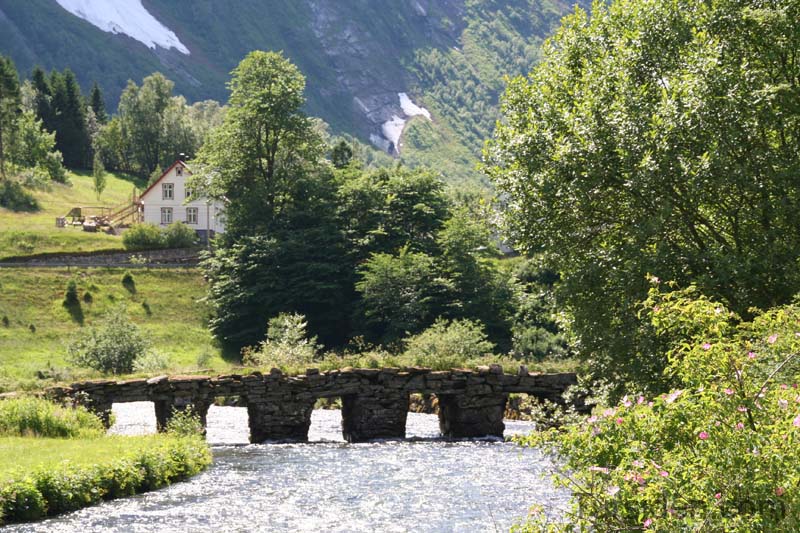 Svede bro fra 1837